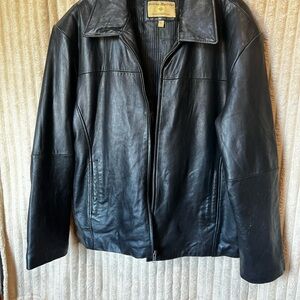 Vintage Black Leather Bomber Jacket
